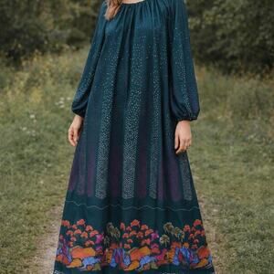 True vintage 1970s maxi dress Cottagecore grannycore floral teal green blue